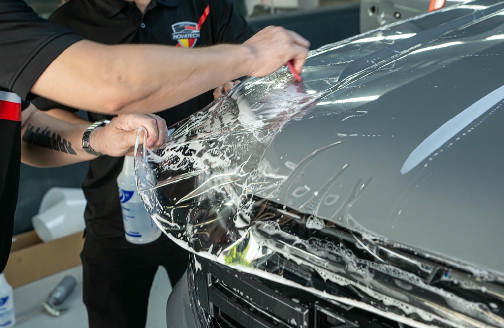 Dán PPF TeckWrap bảo vệ xe