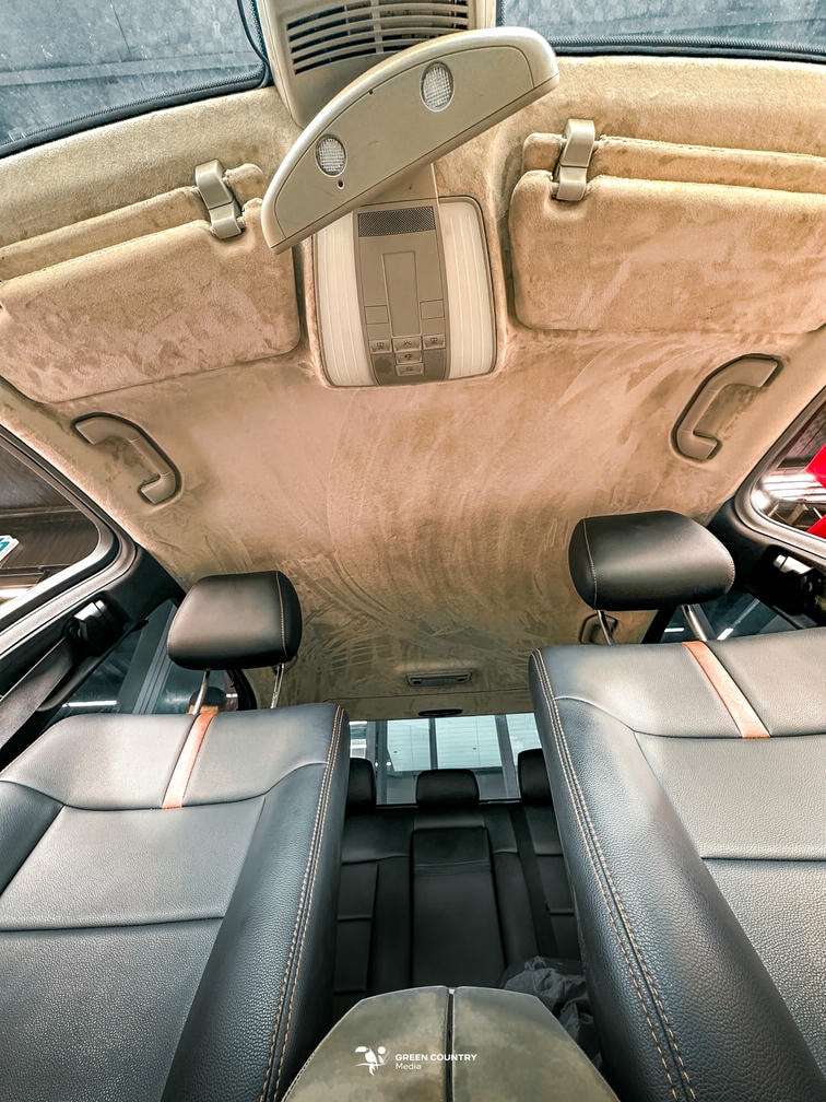 Sang trọng, đăng cấp, với trần da cho Mercedes E250