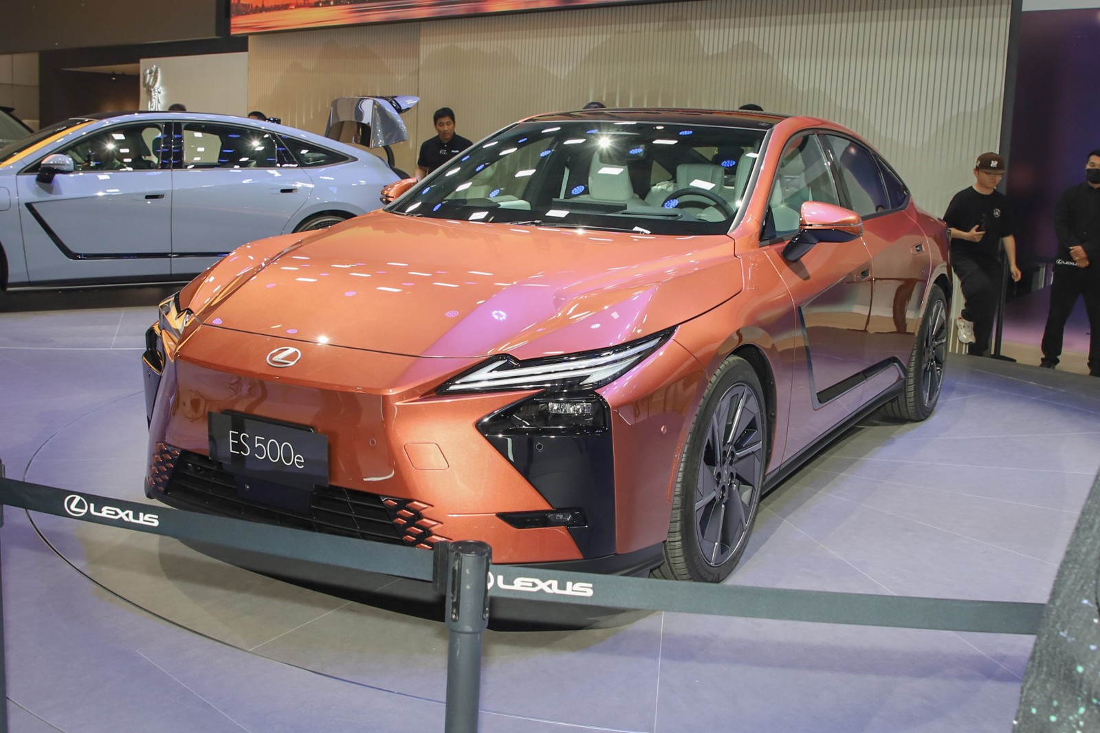 Lexus ES hoàn toàn mới sắp ra mắt Việt Nam với cả bản điện. Ảnh tham khảo: ST